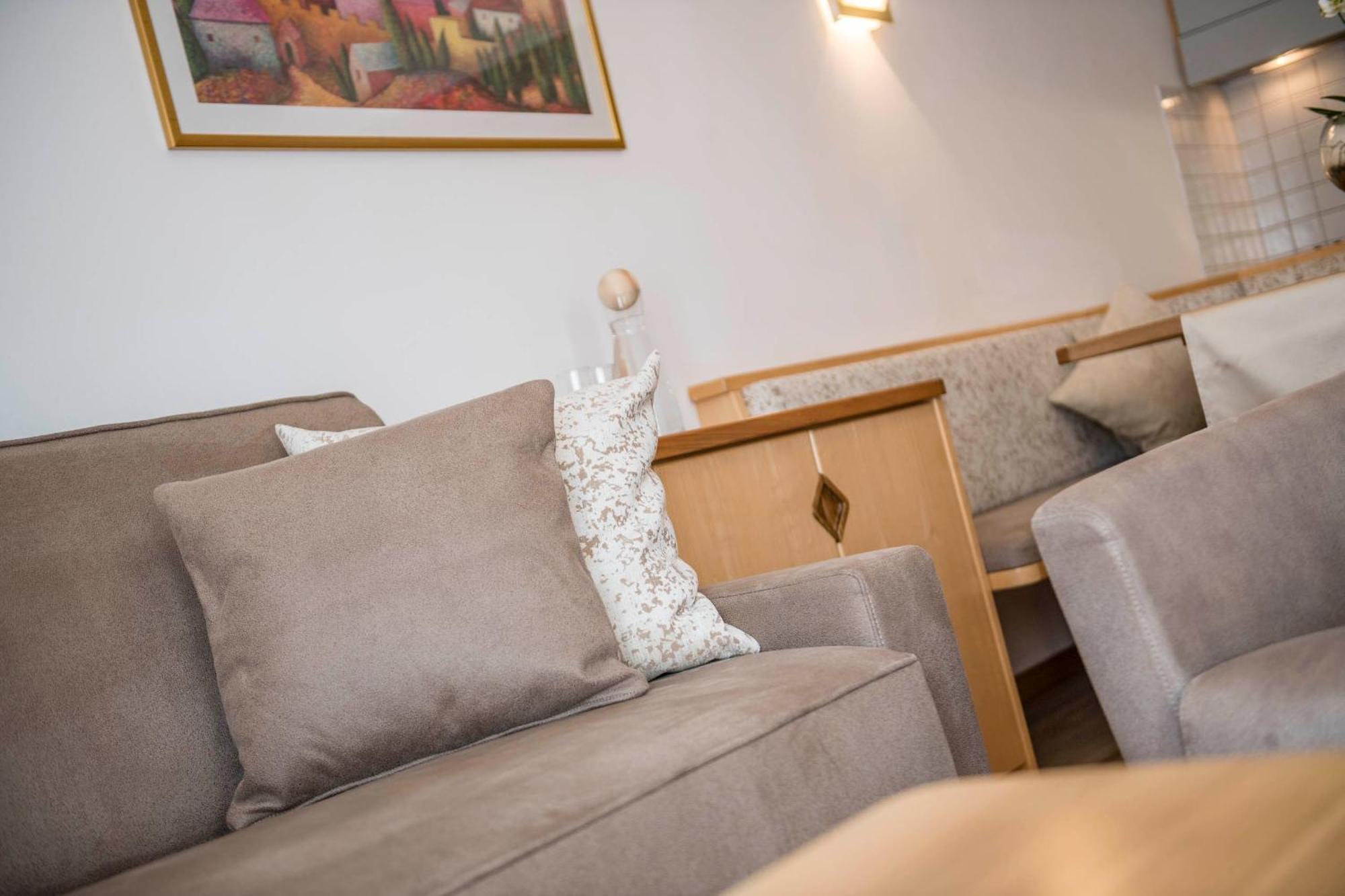 Residence Hirzer ลากุนโด ภายนอก รูปภาพ